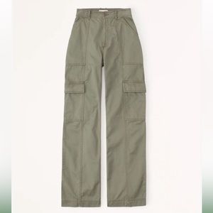 A&F relaxed utility pant